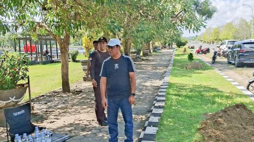 Program Go Green, Bupati Haltim Pimpin Penanaman Pohon di Kawasan Pemerintahan
