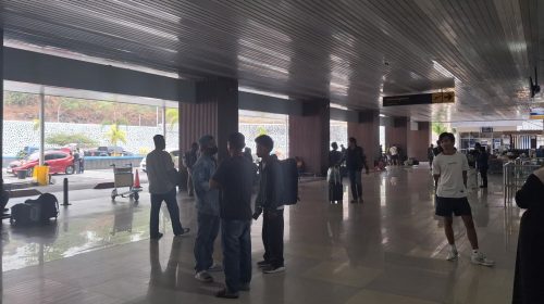 Belasan Penerbangan Tertunda Akibat Asap Tebal di Maluku Utara