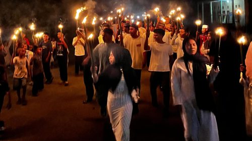 Pawai Obor, Cara Anak Muda Wainin Sambut Idulfitri