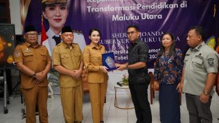 Bertemu Mahasiswa Unhena, Sherly Ingatkan Pentingnya Value Diri di Dunia Kerja