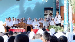 Sekda Kota Ternate Monitoring Pelaksanaan MPLS di SMP Negeri 2