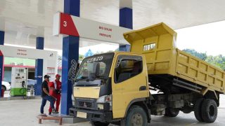 Urai Antrean Truk Logistik, Pertamina Buka Layanan Biosolar Lebih Pagi
