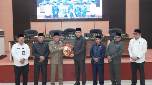 Pemkot Ternate Sampaikan LKPJ 2025 ke DPRD