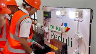 Siapkan SDM Untuk Transisi Energi, PLN dan IT PLN Beri Pelatihan Energi Terbarukan Bagi Siswa SMA