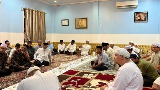 Tahlilan Satu Tahun Almarhum Abdul Gani Kasuba