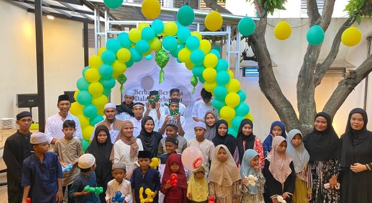 Program Berbagi Bersama, Restoran Pizza Hut Ternate Bukber dengan Puluhan Anak Yatim
