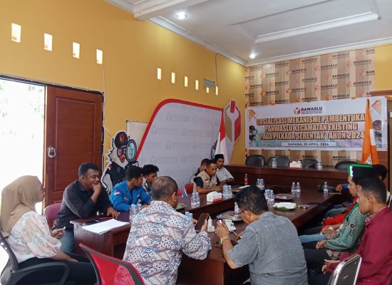 Bawaslu Kepulauan Sula Sosialisasi Mekanisme Pembentukan Panwaslu Kecamatan Existing pada Pilkada 2024