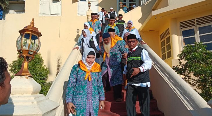 Besok, 264 CJH Kota Ternate Dilepas Secara Adat oleh Sultan Ternate