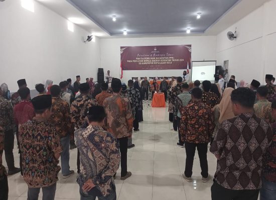 Ketua KPU Kepulauan Sula Warning 60 Anggota PPK di Pelantikan