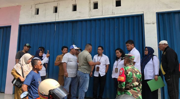 Keluarga Mantan Istri Mendiang Wali Kota Ternate Tolak Eksekusi Bangunan, Jurusita PN Ternate Bacakan Isi Putusan di Lokasi