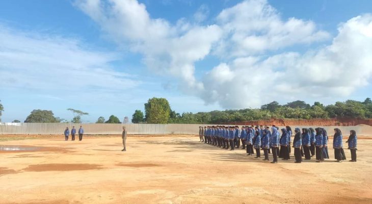 Sekda Taliabu Pimpin Upacara 17 Bulan Berjalan, Tekankan Profesionalisme ASN