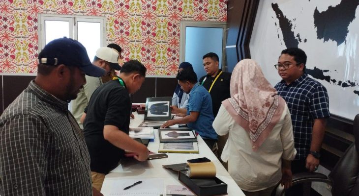 Baru 22 Caleg Terpilih DPRD Kota Ternate Ukur Baju Dinas