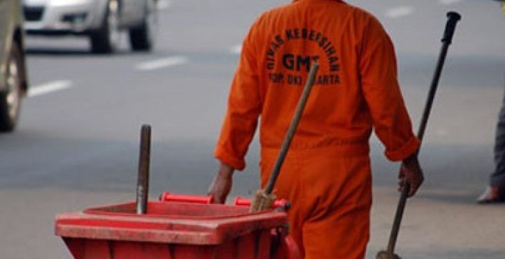 Petugas Kebersihan di Kepulauan Sula Butuh APD