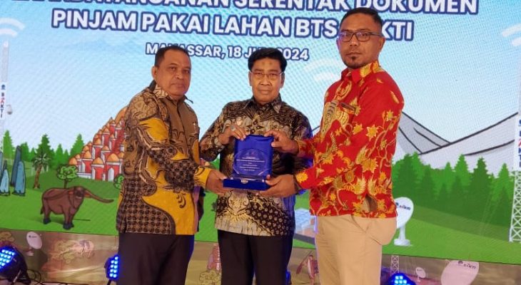 Pemda Taliabu Teken Kerja Sama dengan Bakti Telkomsel di Makassar