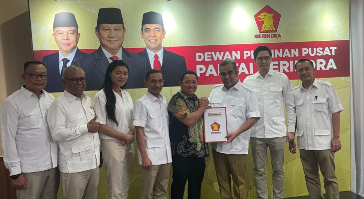 Siap Bertarung di Pilgub Maluku Utara, Aliong – Sahril Pilih Mendaftar di Hari Kedua