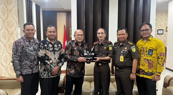 Bersinergi Demi Terang Negeri: PLN dan Kejaksaan Tinggi Maluku Utara Wujudkan Kesejahteraan Masyarakat