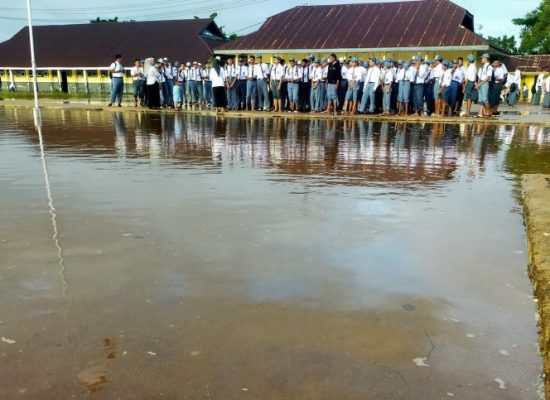 Banjir Rendam Sejumlah Bangunan Pemerintah di Taliabu Termasuk Sekolah