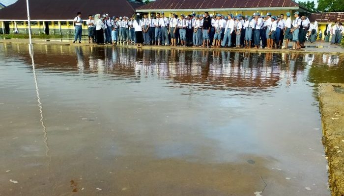 Banjir Rendam Sejumlah Bangunan Pemerintah di Taliabu Termasuk Sekolah
