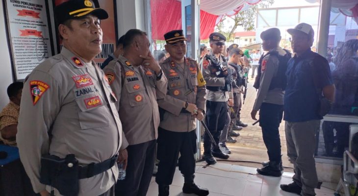 Pendafaran Pilkada 2024 di KPU Taliabu Dijaga 130 Anggota Polri