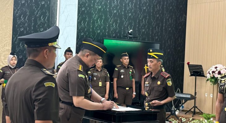 Pesan Kepala Kejaksaan Tinggi Maluku Utara di Sertijab Pejabat Utama
