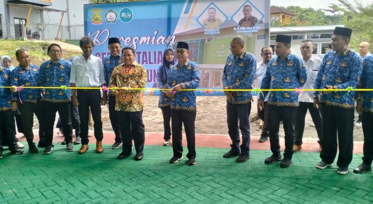 Bupati Taliabu Resmikan Gedung IT Center Universitas Khairun Ternate