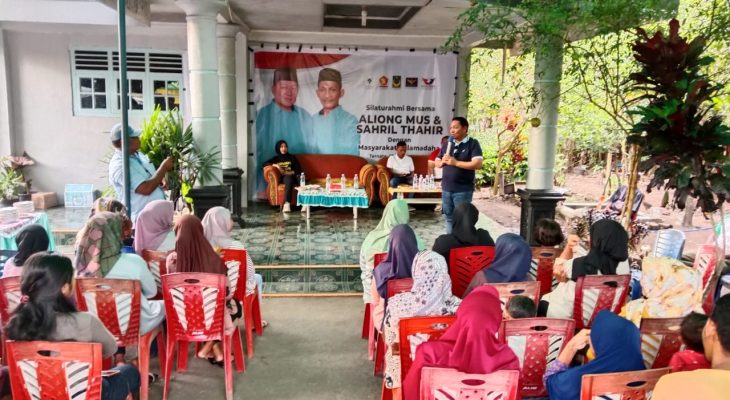 Aliong-Sahril Umrohkan Imam Sulamadaha dan Mantan Lurah