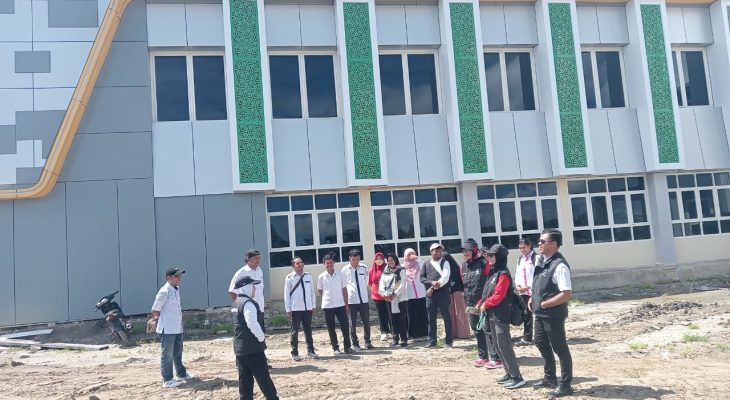 Kadinkes Kepulauan Sula Tinjau RS Pratama FAM Dofa Jelang Diresmikan