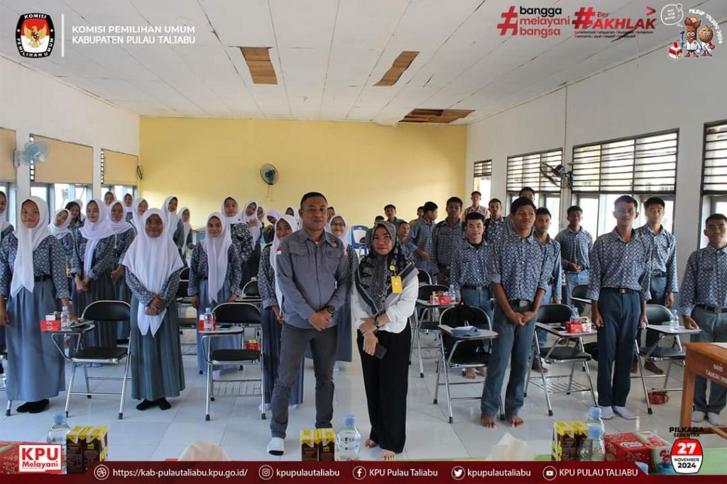 Foto Bersama Usai kegiatan sosialisasi Pendidikan Pemilih Pemula