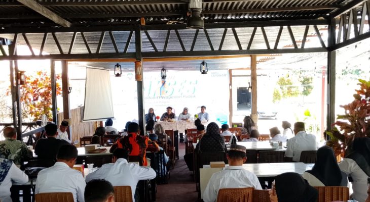 Jadi Pembicara di Dialog Ombudsman RI Perwakilan Maluku Utara, Wakil Ketua I DPRD Kepulauan Sula Kampanye Paslon FAM-SAH