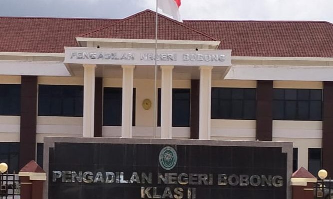 Pengadilan Negeri Bobong Tetap Gelar Sidang, Ini Alasannya