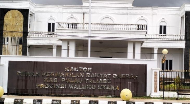 Eks Pimpinan DPRD Belum Kembalikan Mobil Dinas