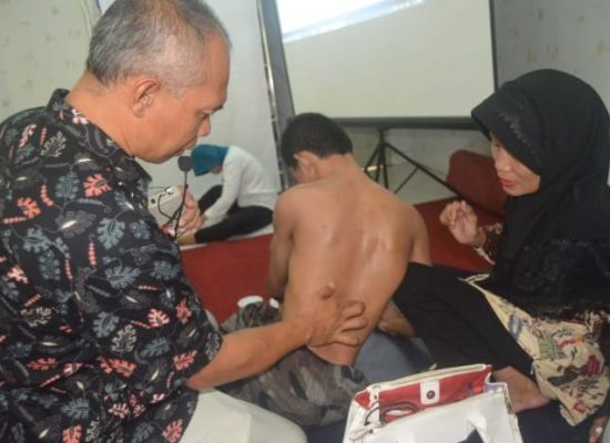 Ustadz Abdurachman Bakal Latih Terapi Totok Punggung di Ternate 