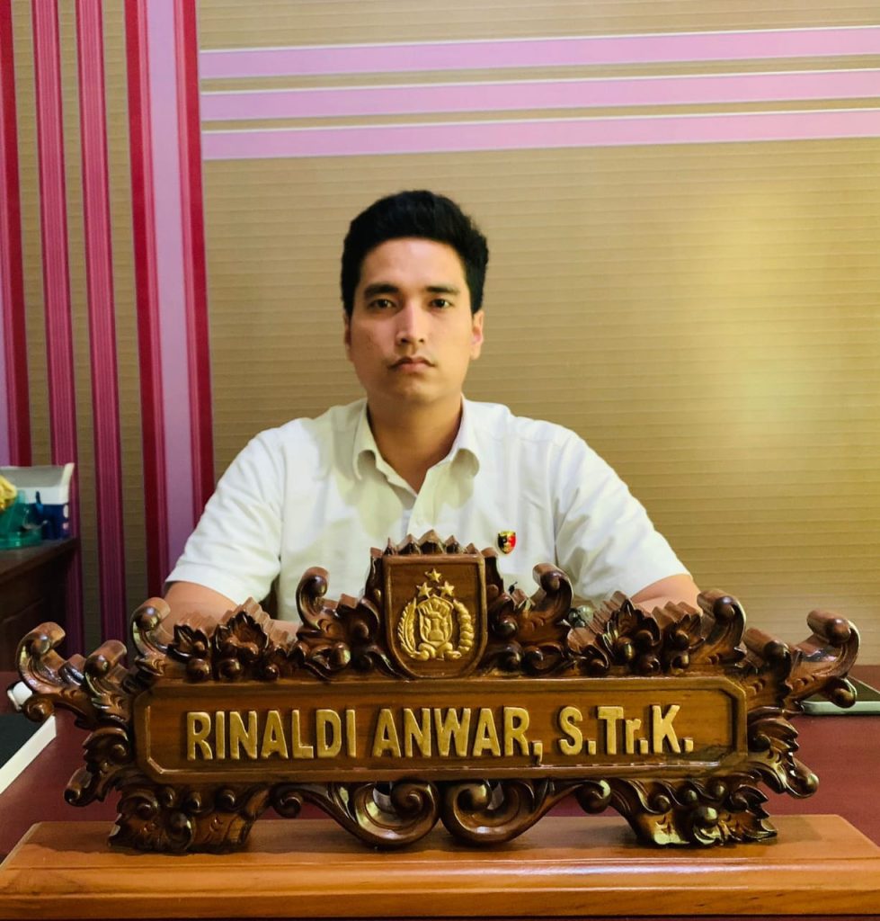 Iptu Rinaldi Anwar.(Foto Hamdi/malutpost.com)