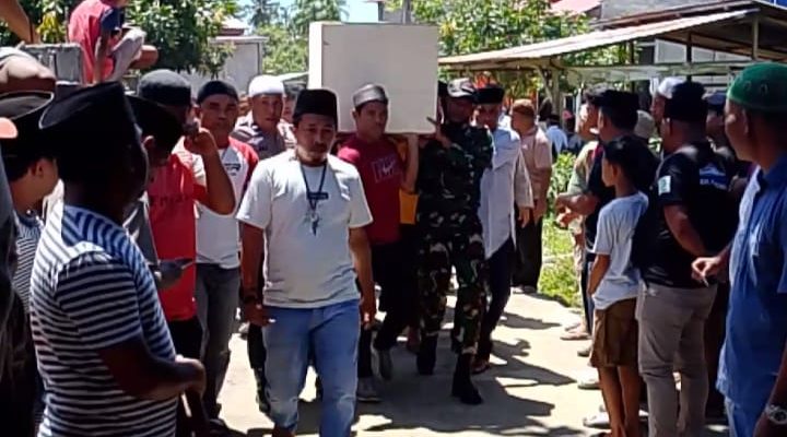 Jenazah Polisi Korban Kebakaran Speed Boat Bela 72 Tiba di Rumah Duka Sanana