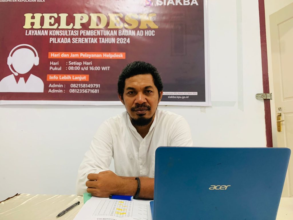 Ketua KPU Kepulauan Sula, Risman Buamona.(Foto: Hamdi/malutpost.com)