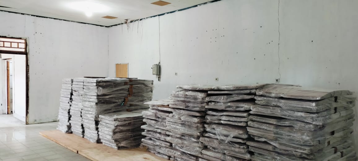 Logistik Pilkada di Gedung KPU Kepulauan Sula