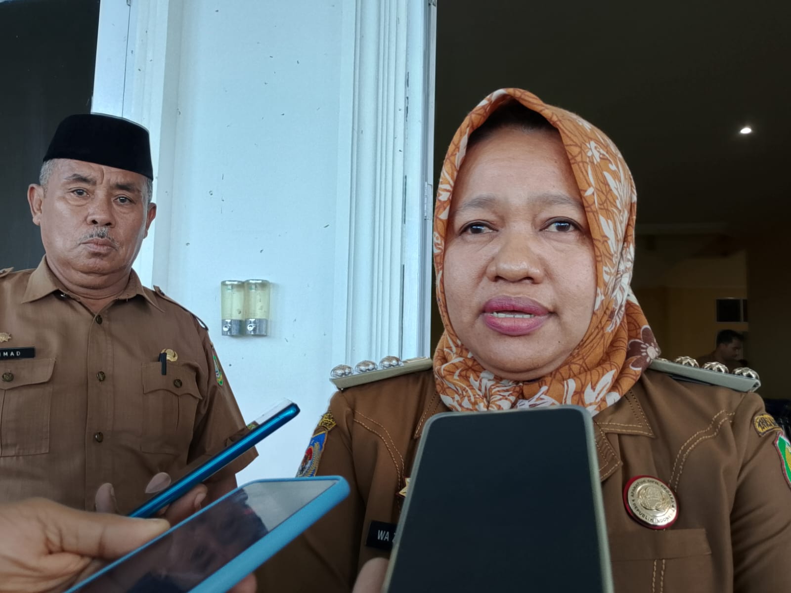 Pjs Bupati Kepulauan Sula, Wa Zaharia. (Foto: malutpost.com)