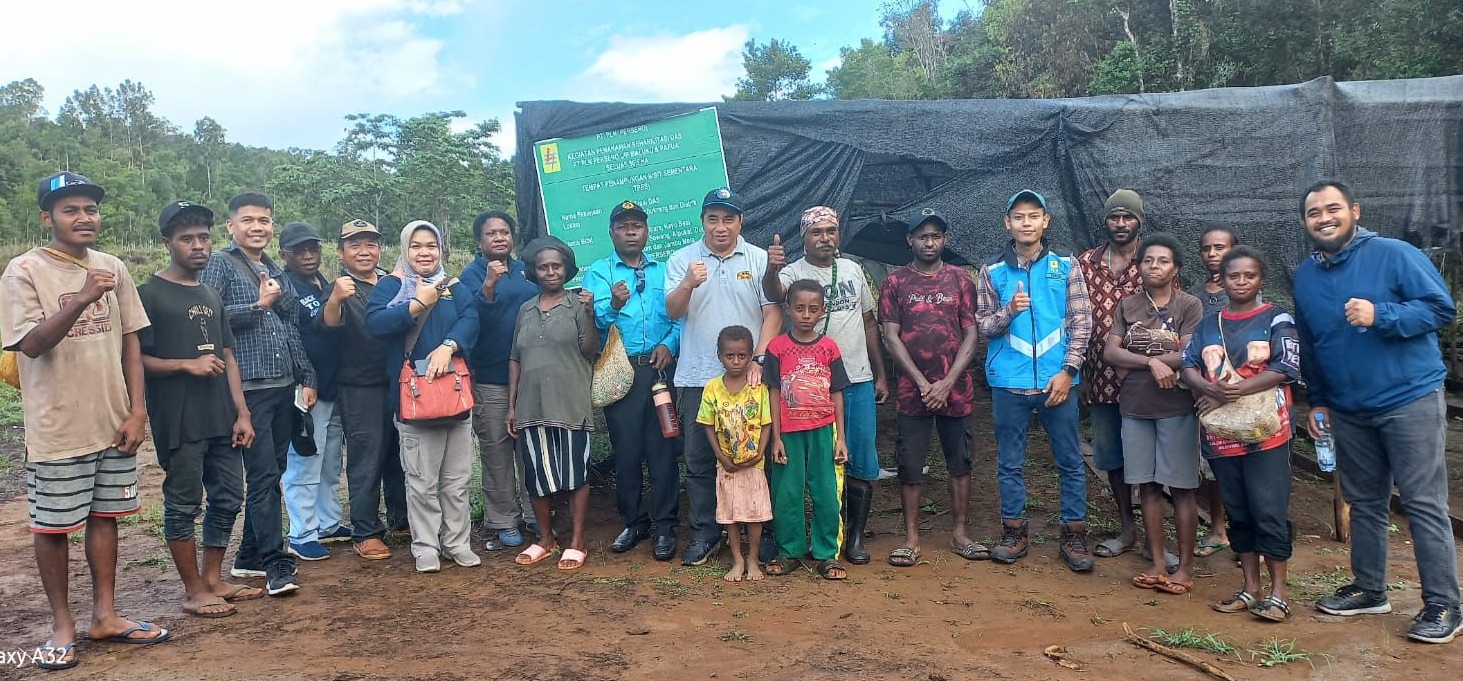 PT PLN (Persero) Unit Induk Pembangunan Maluku dan Papua (UIP MPA) melanjutkan komitmennya terhadap keberlanjutan lingkungan melalui pelaksanaan Rehabilitasi Daerah Aliran Sungai (DAS) di Kampung Kwansu, Distrik Nimbokrang.