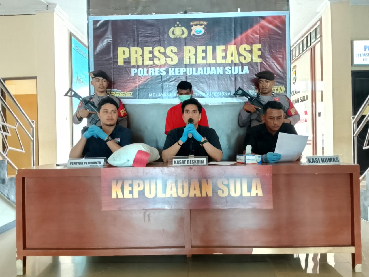 Press Release kasus dugaan bunuh diri di Desa Buya.(Foto Hamdimalutpost.com)