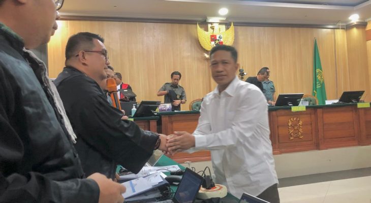 Muhaimin Syarif Didakwa Suap Eks Gubernur Malut 4,4 Miliar, Begini Responsnya