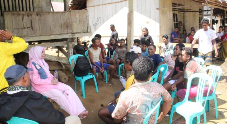Ngobrol Santai Bersama Warga Pribumi Di Kaki Gunung, Citra – Utuh Ingin Dengar Langsung Keluhan Mereka