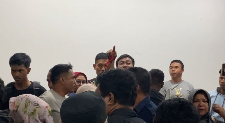 Keluarga Terdakwa Teriaki Hakim Minta Uang saat Sidang Putusan Kasus DID Kota Tidore di PN Ternate