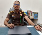 Kasi Intel Kejari Kepulauan Sula, Raimond.(Foto: Hamdi/malutpost.com)