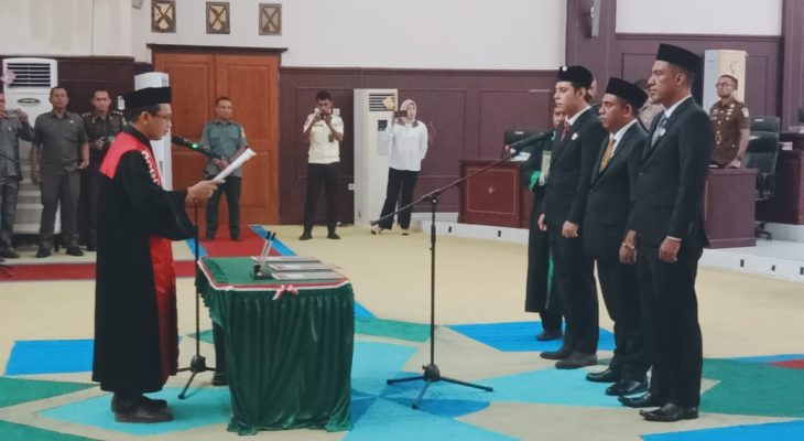 Tiga Unsur Pimpinan DPRD Kepulauan Sula Dilantik, Wa Zaharia Sampaikan Ini
