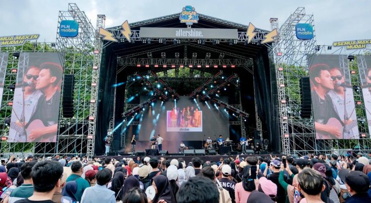 PLN Mobile Gelegar Musik Prambanan 2024 Sukses Digelar, 15 Ribu Penonton Padati Candi Prambanan