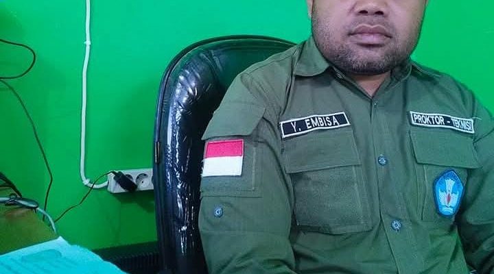 Bupati Kepulauan Sula Berikan Bantuan untuk Pembangunan Mushollah Al-Ikhlas Desa Wai Ipa