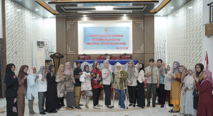 Dinsos Maluku Utara Latih Penyandang Disabilitas Membuat Ecoprint