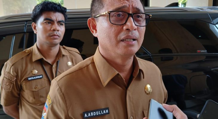 Pj Sekprov Maluku Utara Minta Pimpinan OPD Konsisten Soal Absensi dan Berkantor