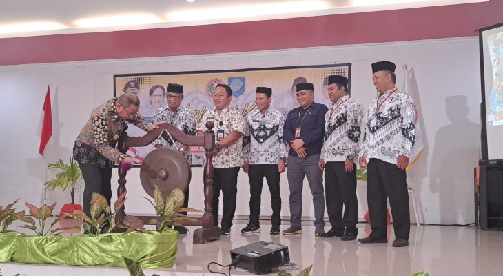 Konferensi PGRI Kota Ternate ke XXIII, Wali Kota: Butuh Kolaborasi untuk Tingkatkan Mutu Pendidikan 