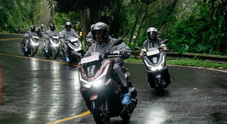 Terbaru dari Honda PCX160, Tetap Terkoneksi dan Bebas Ribet dengan Honda RoadSync